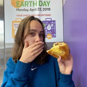 Meet your Posher, Lily